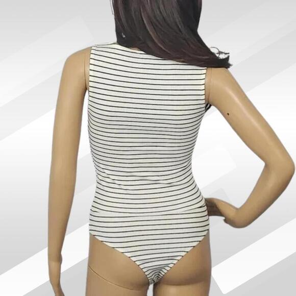 2/$30 Lulus Black and White Bodysuit Size S | Sleek Modern One-Piece - Picture 2 of 6